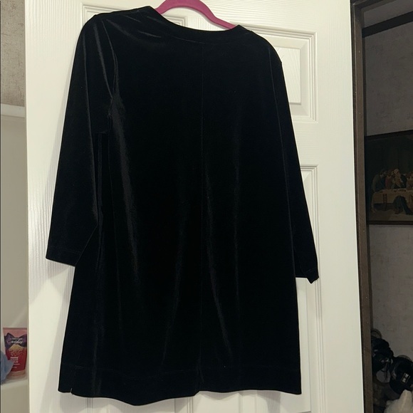 Lands' End Black Velvet long sleeved tunic large top - Picture 2 of 6